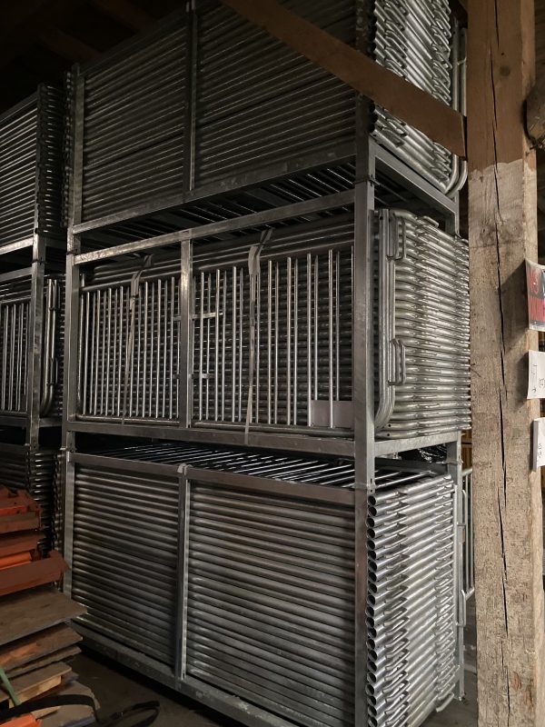 Heavy Duty Crowd Control Barrier - Rack of 27